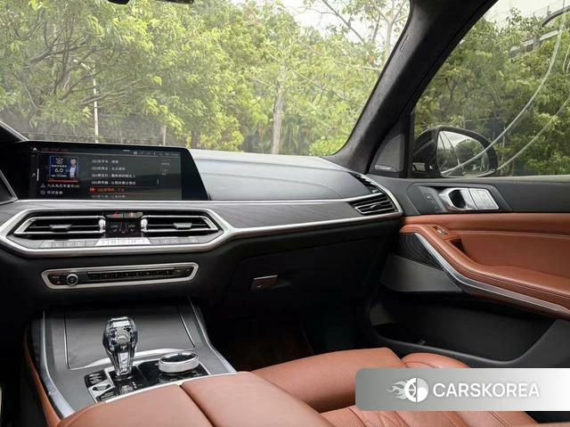 BMW X7 id 4387307 из Китая 9