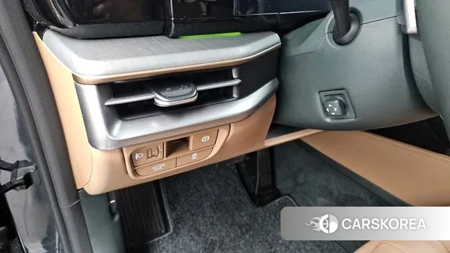 Hyundai Grandeur (GN7) id 3477687 из Кореи 9