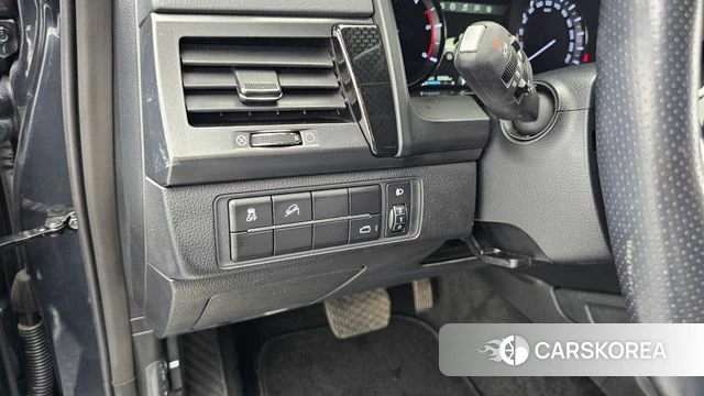 Ssangyong The New Rexton Sports Cannes id 4613976 из Кореи 9