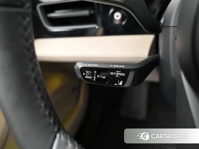 Porsche Taycan id 4511149 из Кореи 9