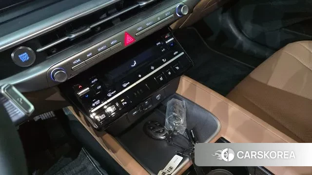 Hyundai Grandeur Hybrid (GN7) id 3294736 из Кореи 9