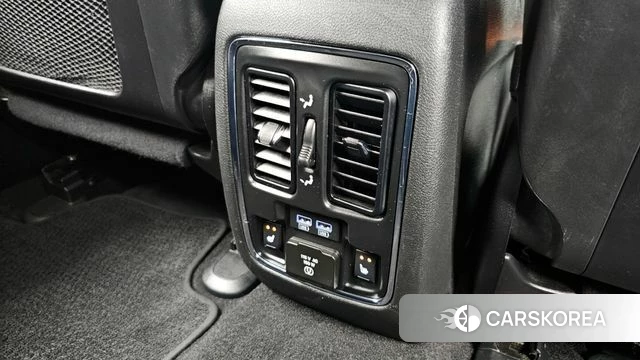 Jeep Grand Cherokee id 4402359 из Кореи 9