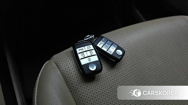 Kia The New Carnival id 4345751 из Кореи 9