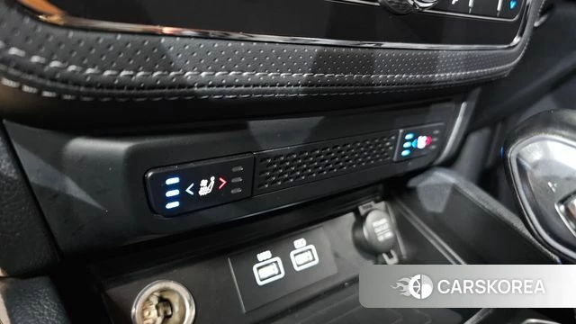 Ssangyong The New Rexton Sports Cannes id 4784440 из Кореи 9