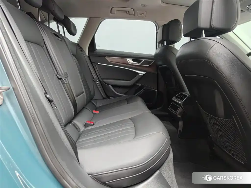 Audi A6 (imported) id 4546633 из Китая 9