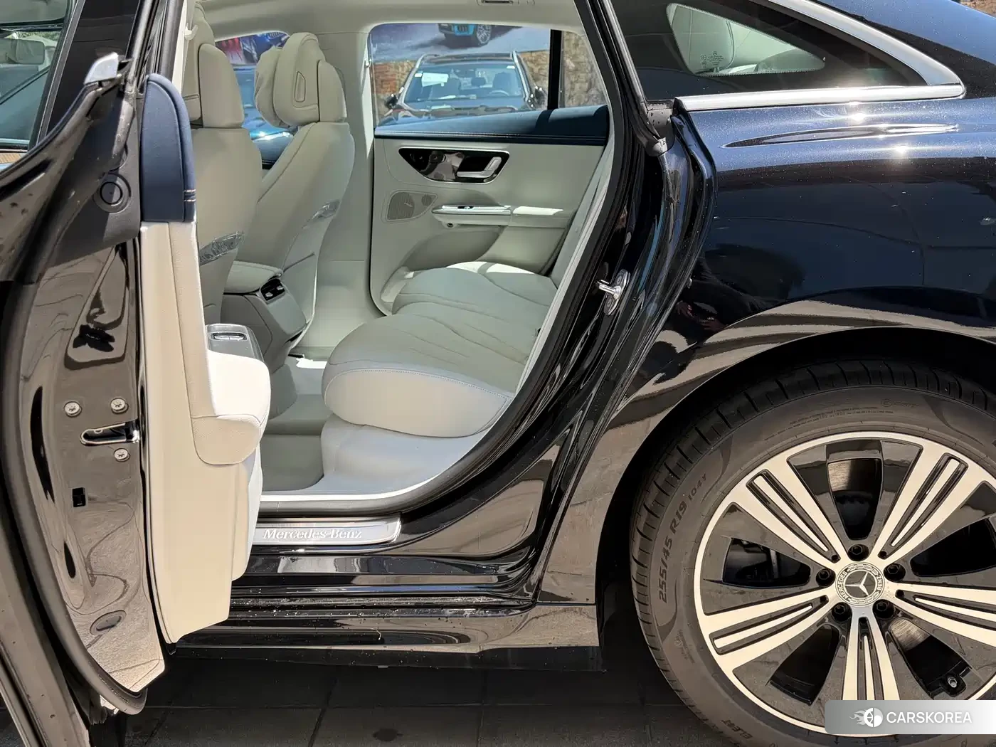 Mercedes-Benz EQE id 4553975 из Китая 9