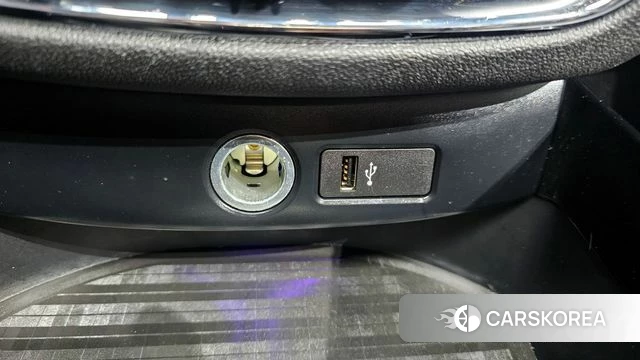 Mini Cooper Clubman id 3843926 из Кореи 9