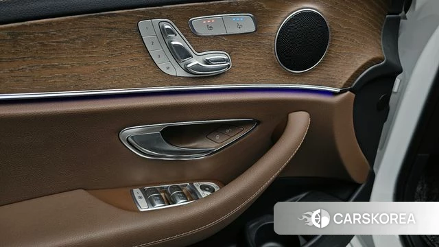 Mercedes-Benz E-Class W213 id 3878681 из Кореи 9