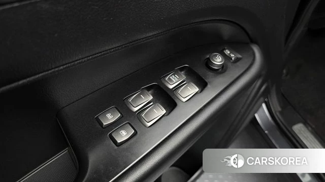 Ssangyong Rexton Sports id 3795436 из Кореи 9