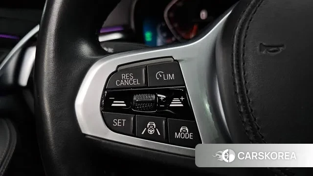 BMW 5 Series (G30) id 3317938 из Кореи 9