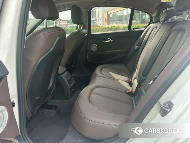 BMW 1 series id 4278972 из Китая 9