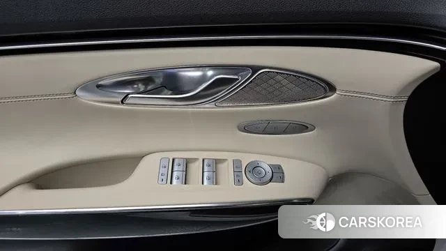 Genesis GV70 id 3581357 из Кореи 9