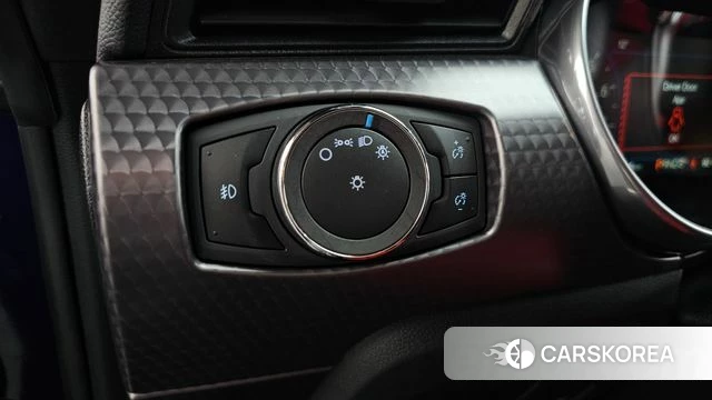 Ford Mustang id 3917038 из Кореи 9