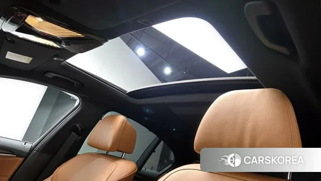 BMW 5 Series (G30) id 3411509 из Кореи 9