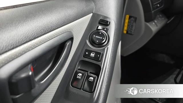 Hyundai The New Grand Starex id 4485826 из Кореи 9
