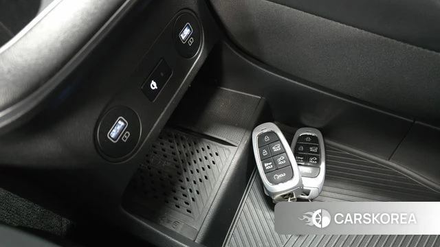 Hyundai Ionic 5 id 4942847 из Кореи 9