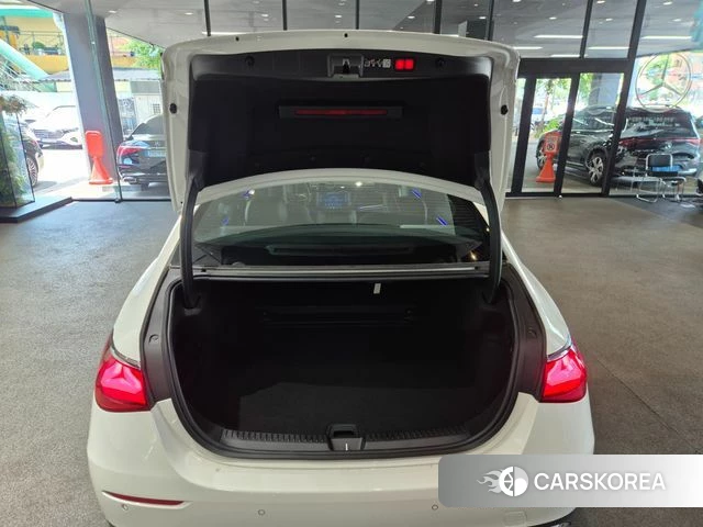 Mercedes-Benz E-Class W214 id 4686321 из Кореи 9