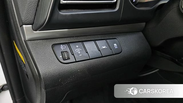 Hyundai The New Avante AD id 4849853 из Кореи 9
