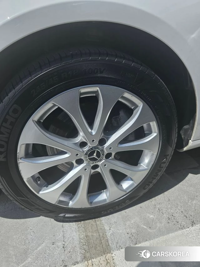 Mercedes-Benz E-Class W213 id 4637565 из Кореи 9