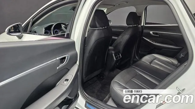 Hyundai Sonata (DN8) id 2381839 из Кореи 9