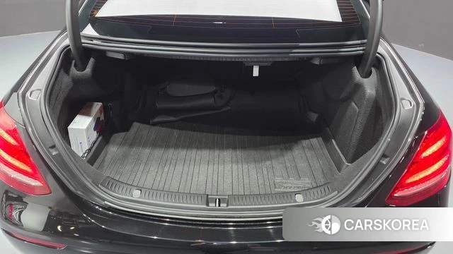 Mercedes-Benz E-Class W213 id 4530268 из Кореи 9
