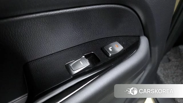 Ssangyong The New Rexton Sports Cannes id 3940031 из Кореи 9