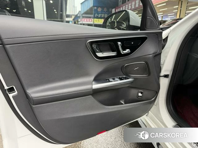 Mercedes-Benz Class C id 4334825 из Китая 9