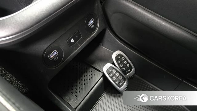 Hyundai Ionic 5 id 3812519 из Кореи 9