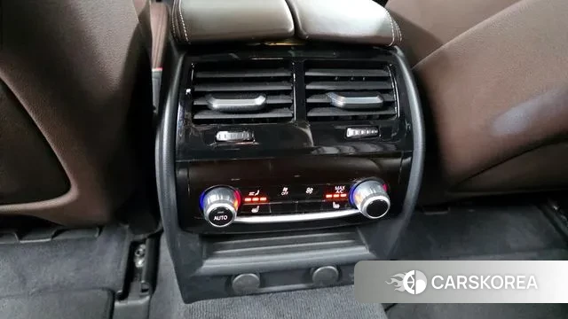 BMW 5 Series (G30) id 3598696 из Кореи 9