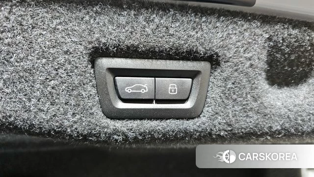 BMW 5 Series (G60) id 3890967 из Кореи 9