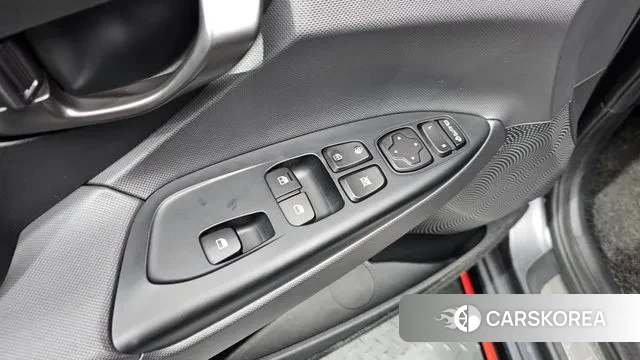 Hyundai Veloster (JS) id 3385646 из Кореи 9