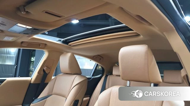 Lexus ES300h 7th generation id 4291925 из Кореи 9