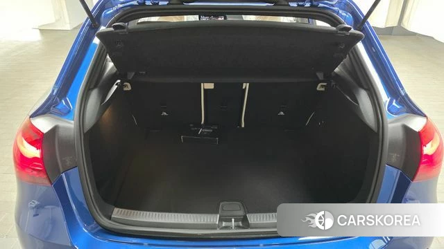 Mercedes-Benz A-Class W177 id 4762519 из Кореи 9
