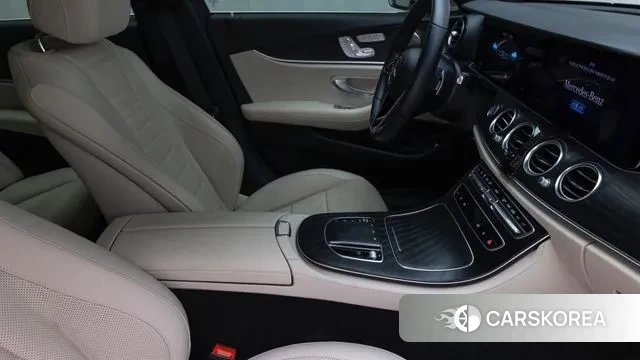 Mercedes-Benz E-Class W213 id 3707237 из Кореи 9