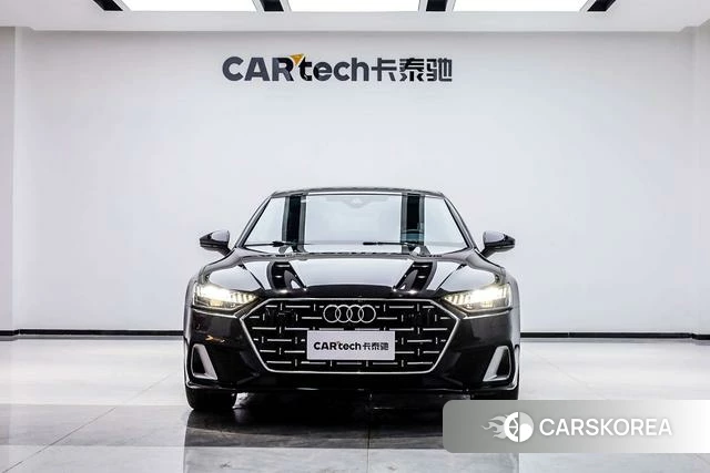 Audi A7L id 4256884 из Китая 9