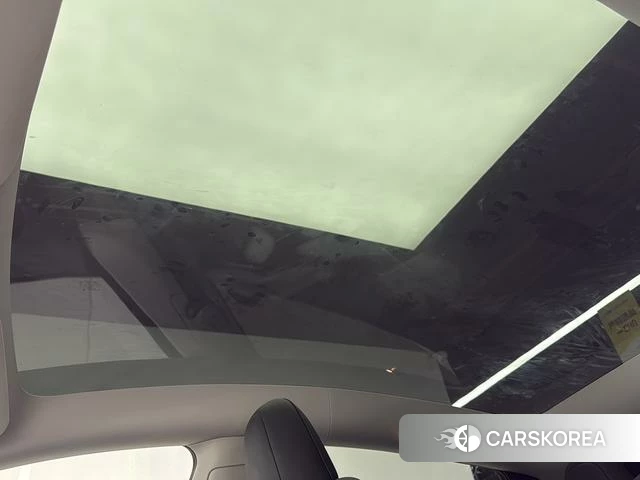 Tesla Model Y id 4239145 из Китая 9