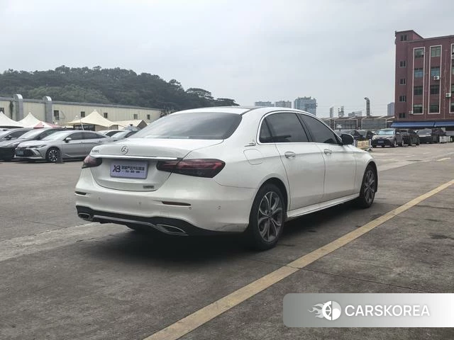 Mercedes-Benz E-class id 4263722 из Китая 9