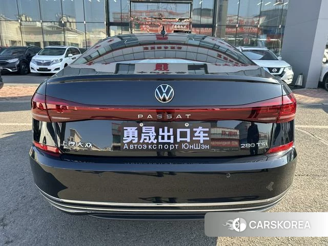 Volkswagen Passat id 4290951 из Китая 9
