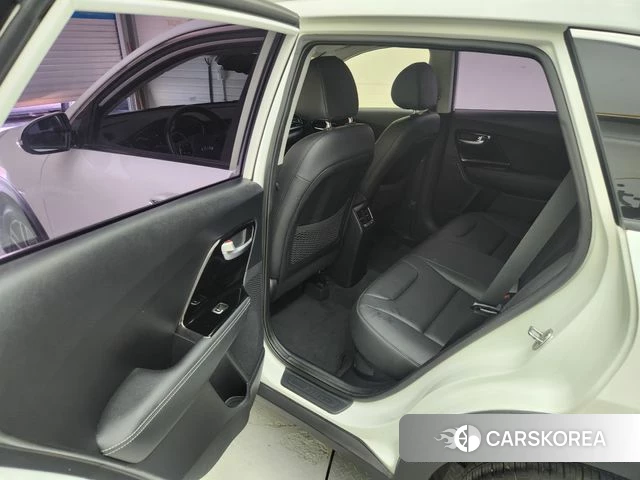 Kia The New Niro id 4465286 из Кореи 9
