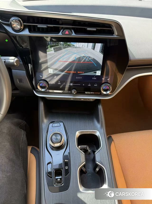 Lexus RZ id 4301801 из Китая 9