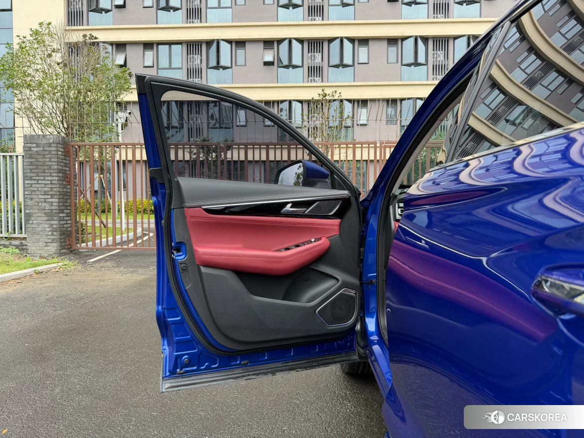 Chang'an CS85 COUPE id 4467987 из Китая 9