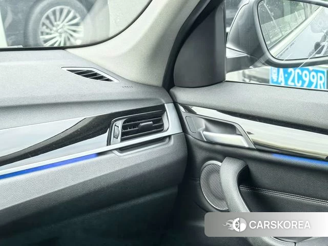 BMW X1 id 4299681 из Китая 9
