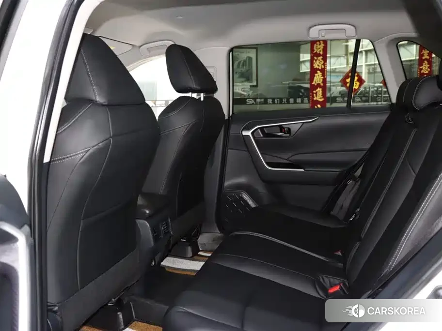 Toyota RAV4 id 4547306 из Китая 9