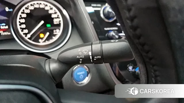 Toyota Camry (XV70) id 2986830 из Кореи 9