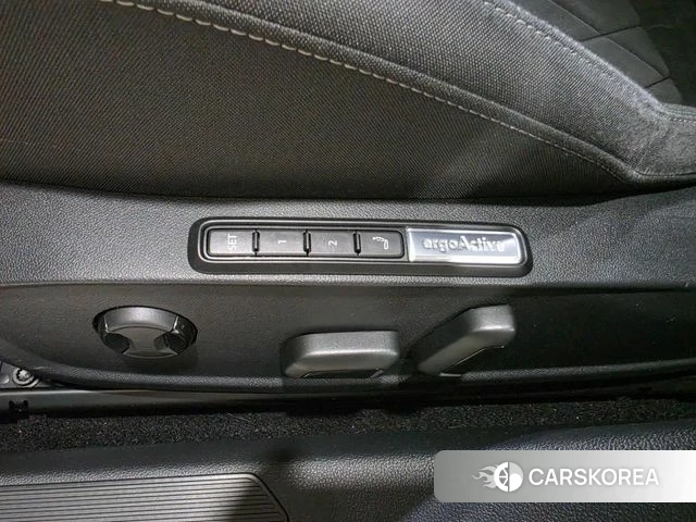 Volkswagen Golf 8th Generation id 4691885 из Кореи 9