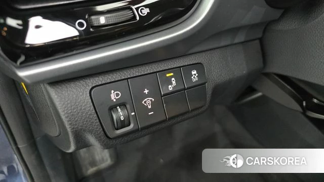 Kia Stonic id 4180028 из Кореи 9