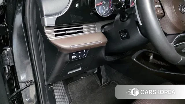 Hyundai The New Grandeur IG id 3597342 из Кореи 9