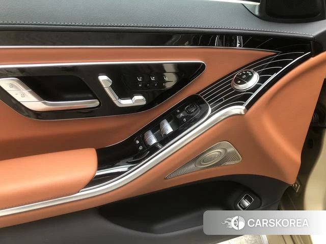Mercedes-Benz S-class id 4265381 из Китая 9