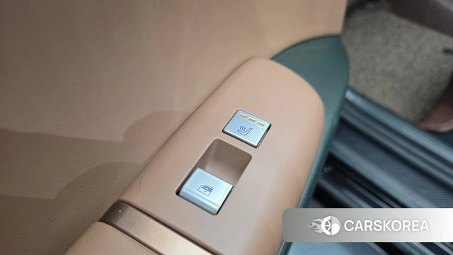 Hyundai Grandeur (GN7) id 3851309 из Кореи 9