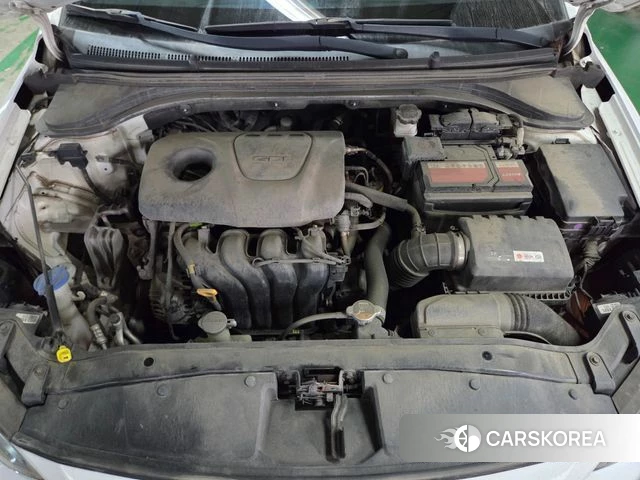 Hyundai Avante AD id 4546976 из Кореи 9
